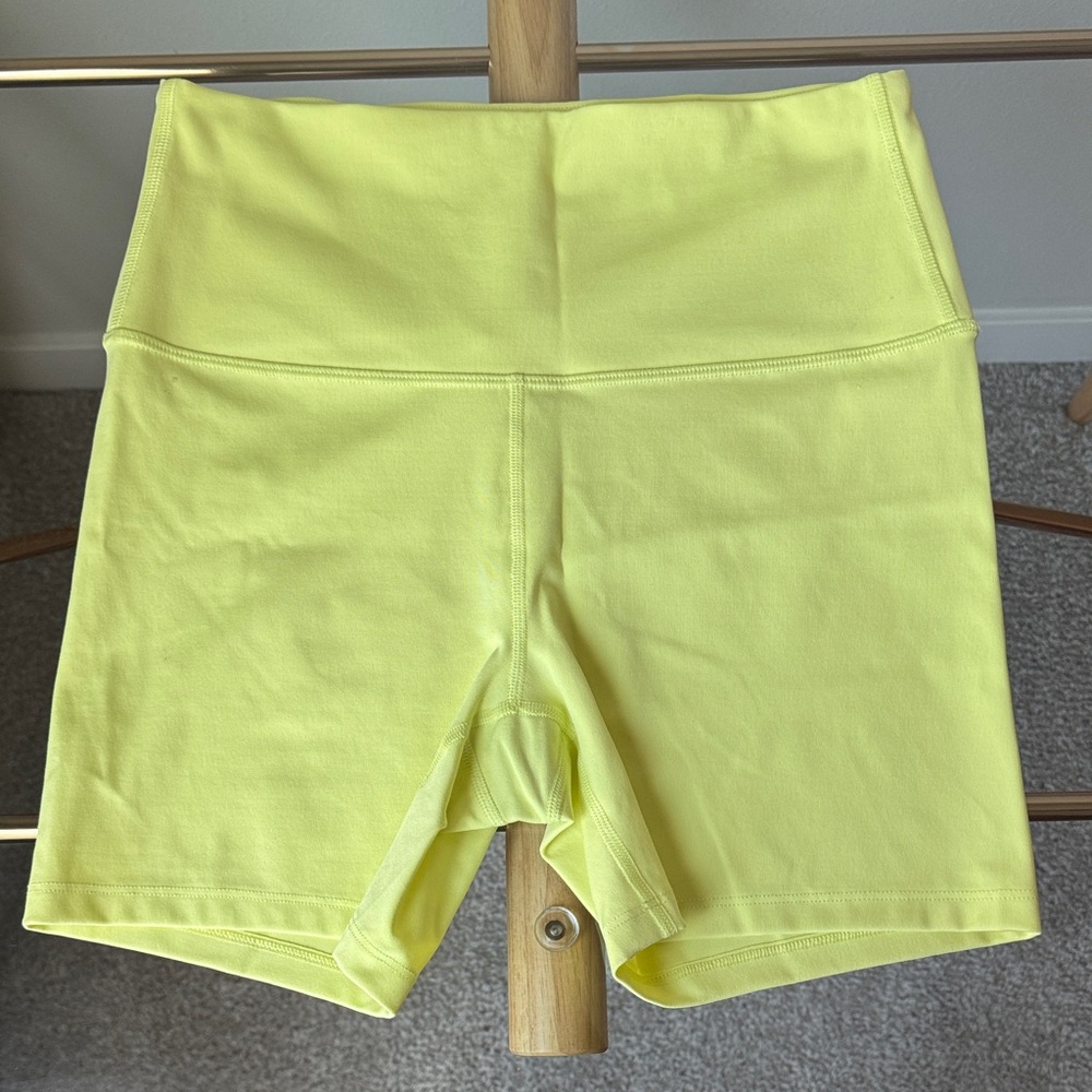 all in motion High-Rise Yellow Women’s Athletic Spandex Bike Shorts - Medium